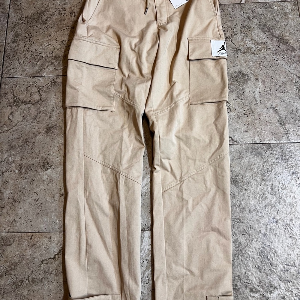 Nike Air Jordan Statement Utility Cargo Pants Essentials Men’s size S
